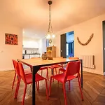 Apart Otel Mbm - Center Of 2*