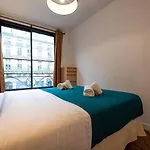 Mbm - Center Of Paris