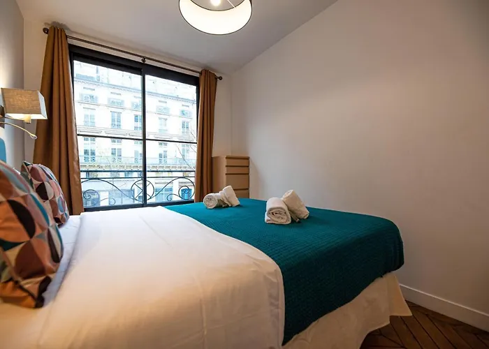 Mbm - Center Of Paris